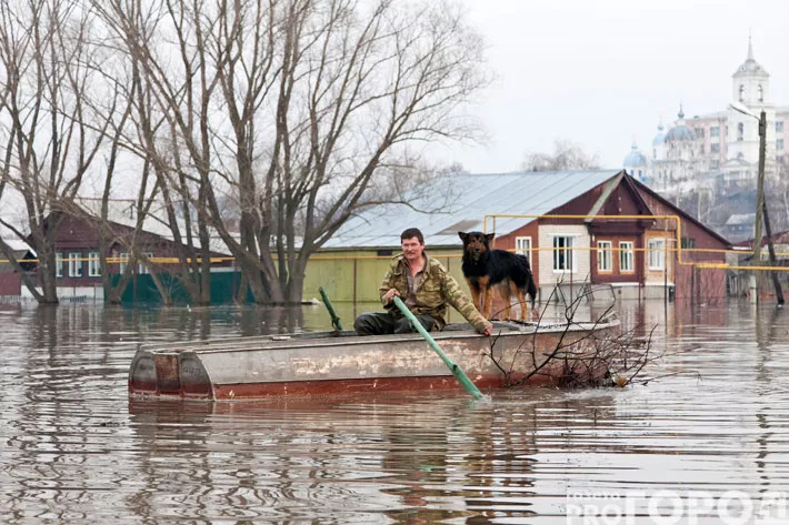 Фото к статье: В Алатыре собираются построить 8-километровую защитную дамбу