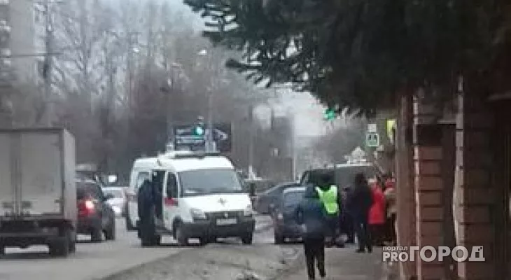 Фото к статье: Важное в Чувашии: на улице умер преподаватель вуза