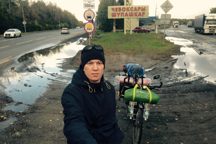 Мечтающий перезимовать в Грузии чебоксарец доехал на велосипеде до Волгограда