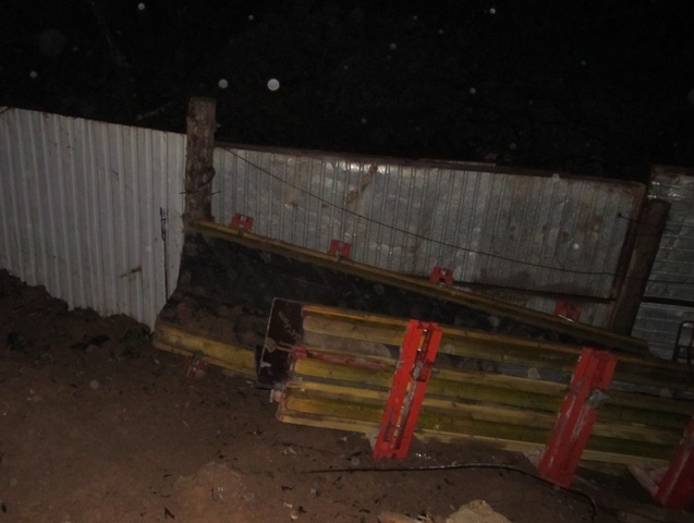В Чебоксарах мужчина украл стройматериалы и спрятался от полиции за деревом