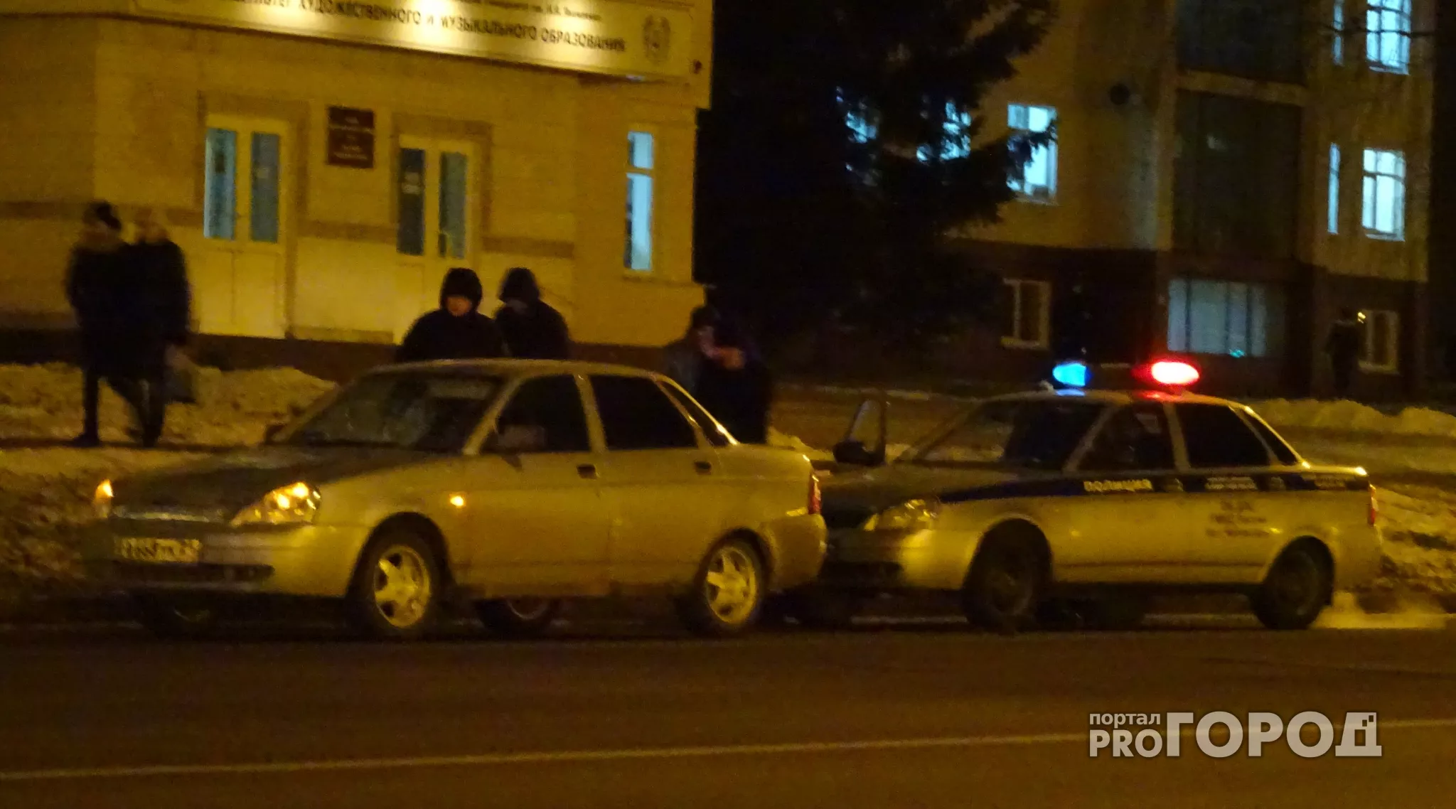 Фото к статье: Появились подробности ДТП в Чебоксарах, в котором сбили 18-летнюю девушку