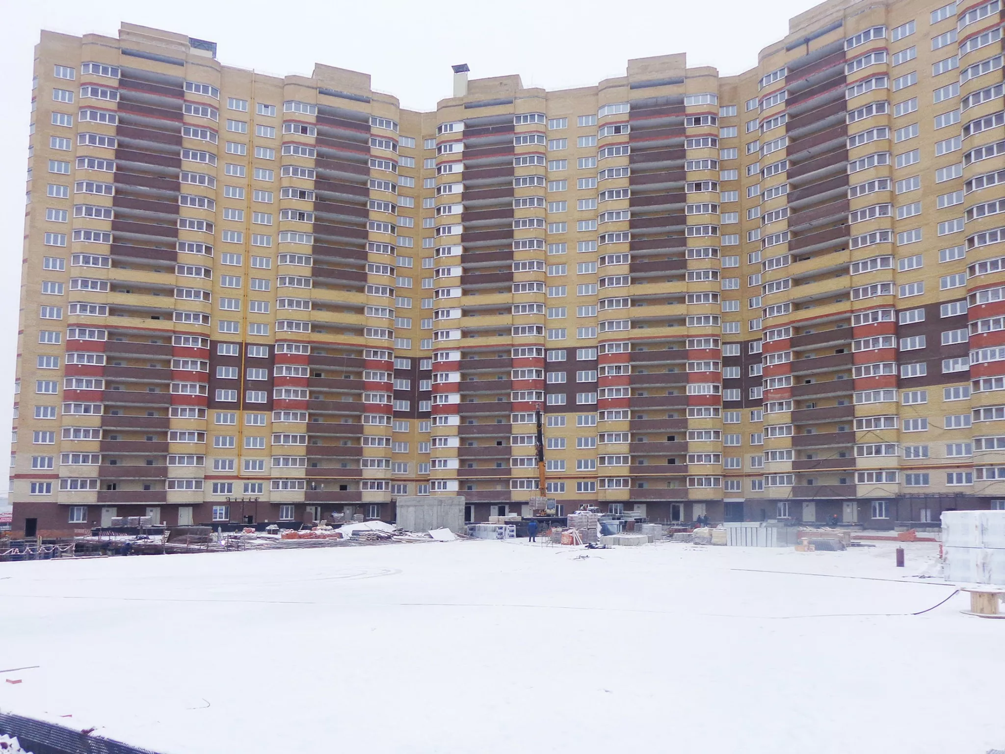 Фото к статье: Застройщик №1 дарит новогодние подарки!*