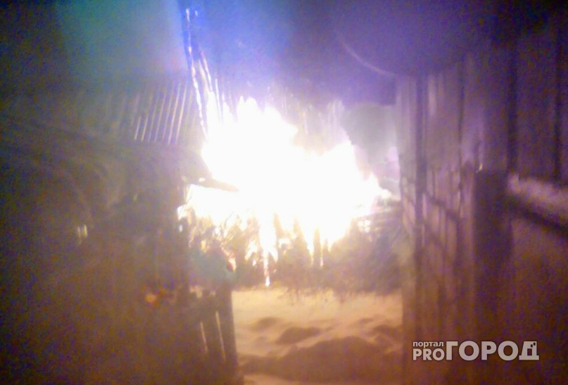 В Чебоксарах утром произошел пожар в частном секторе