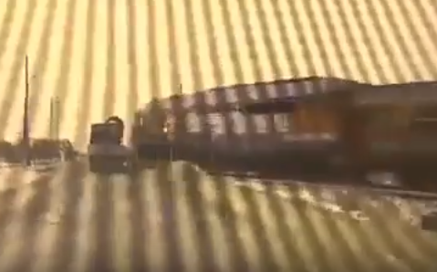 Появилось видео момента столкновения поезда и фуры в Чувашии