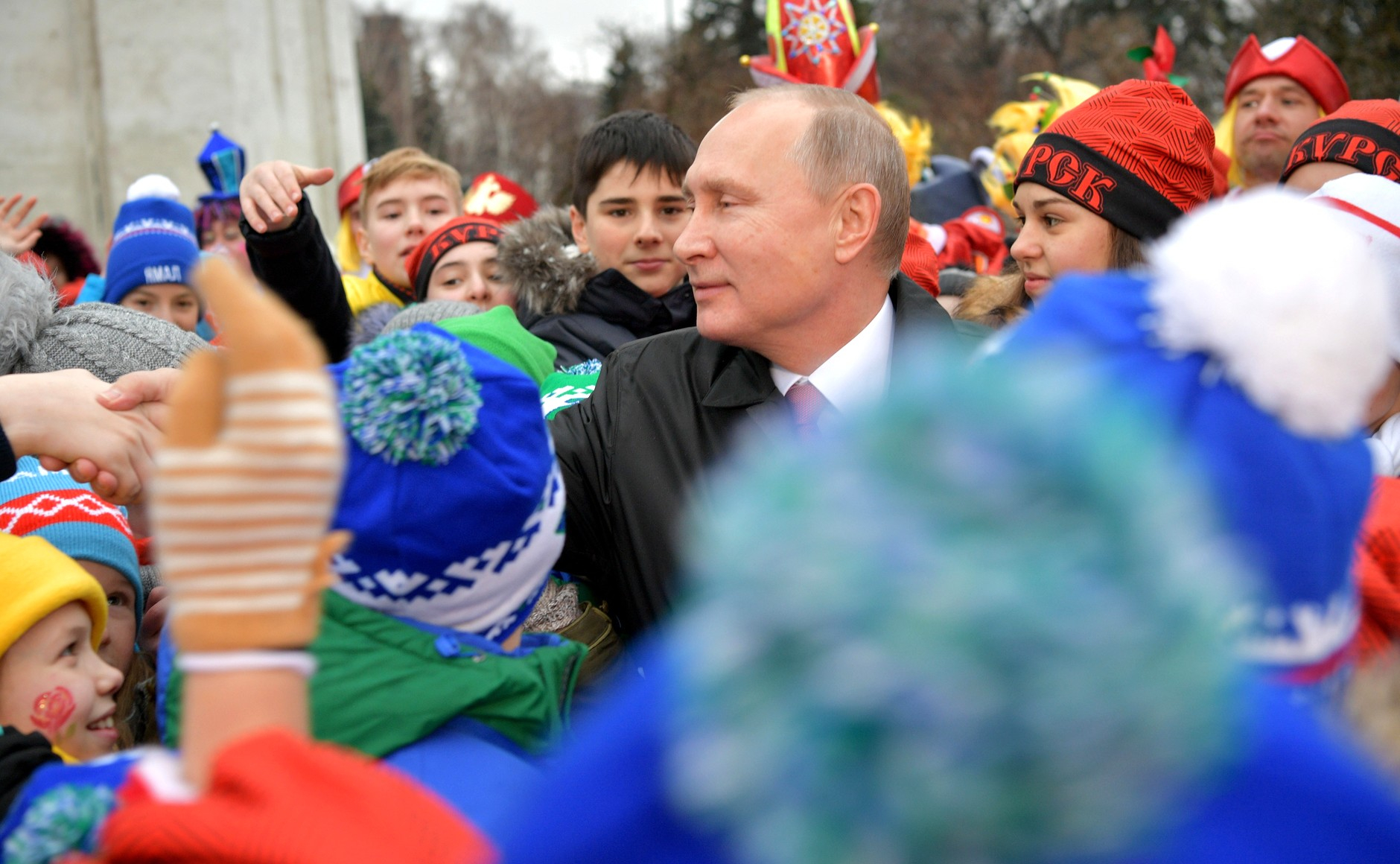 Дети на кремлевской елке с Путиным