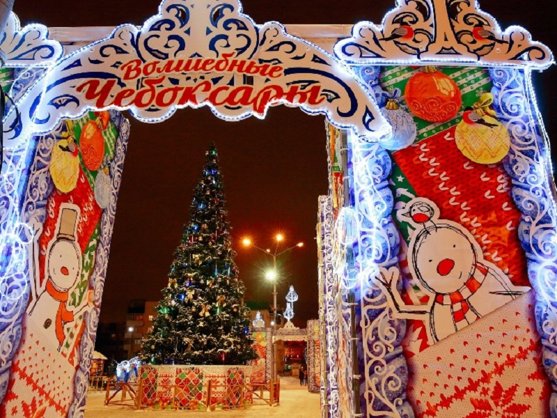 Афиша новогодних забав: катание на лошадях, резиденция Деда Мороза, ледовая дискотека