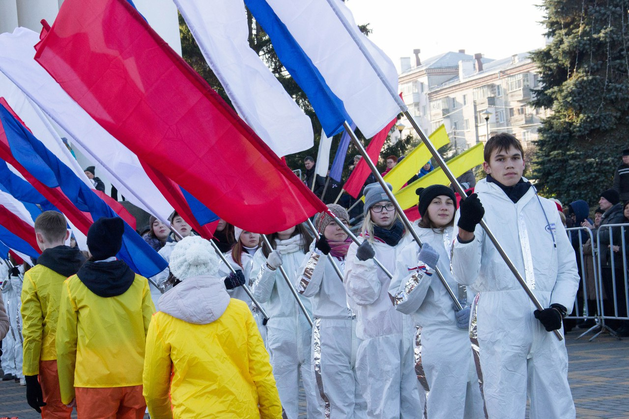 В Чебоксарах на Красной площади состоится концерт в честь Года добровольца