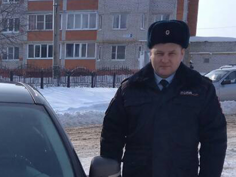 Подробности убийства в Аликовском районе: преступник сам остановил машину полицейского