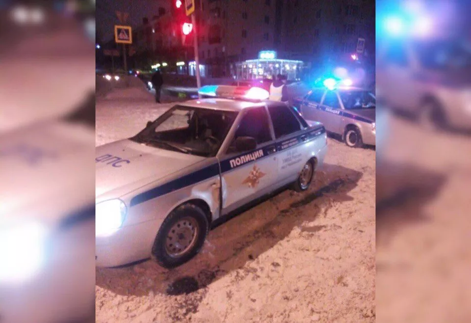 Фото к статье: В Чебоксарах ГИБДД пожертвовала две патрульные машины, чтобы остановить пьяного водителя
