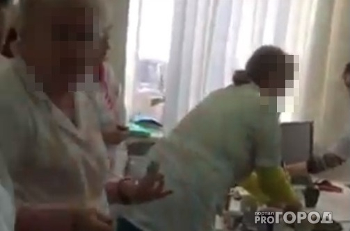 В Чебоксарах ожидающая пациентка нашла врачей празднующими 8 Марта
