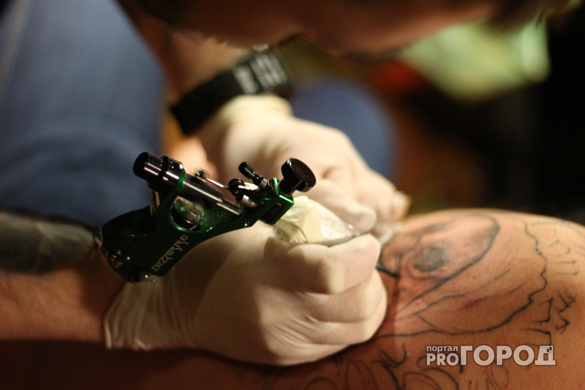 Верховный суд Чувашии пересмотрел решение о конфискации у заключенного татуировки