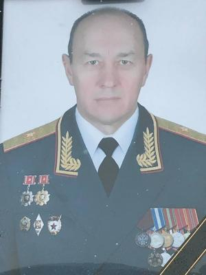 Погибшего в Сирии генерал-майора из Чувашии наградили посмертно
