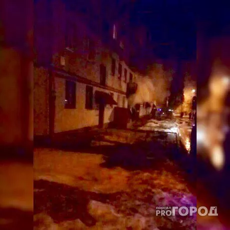 Фото к статье: В Чебоксарах случился пожар в жилом доме