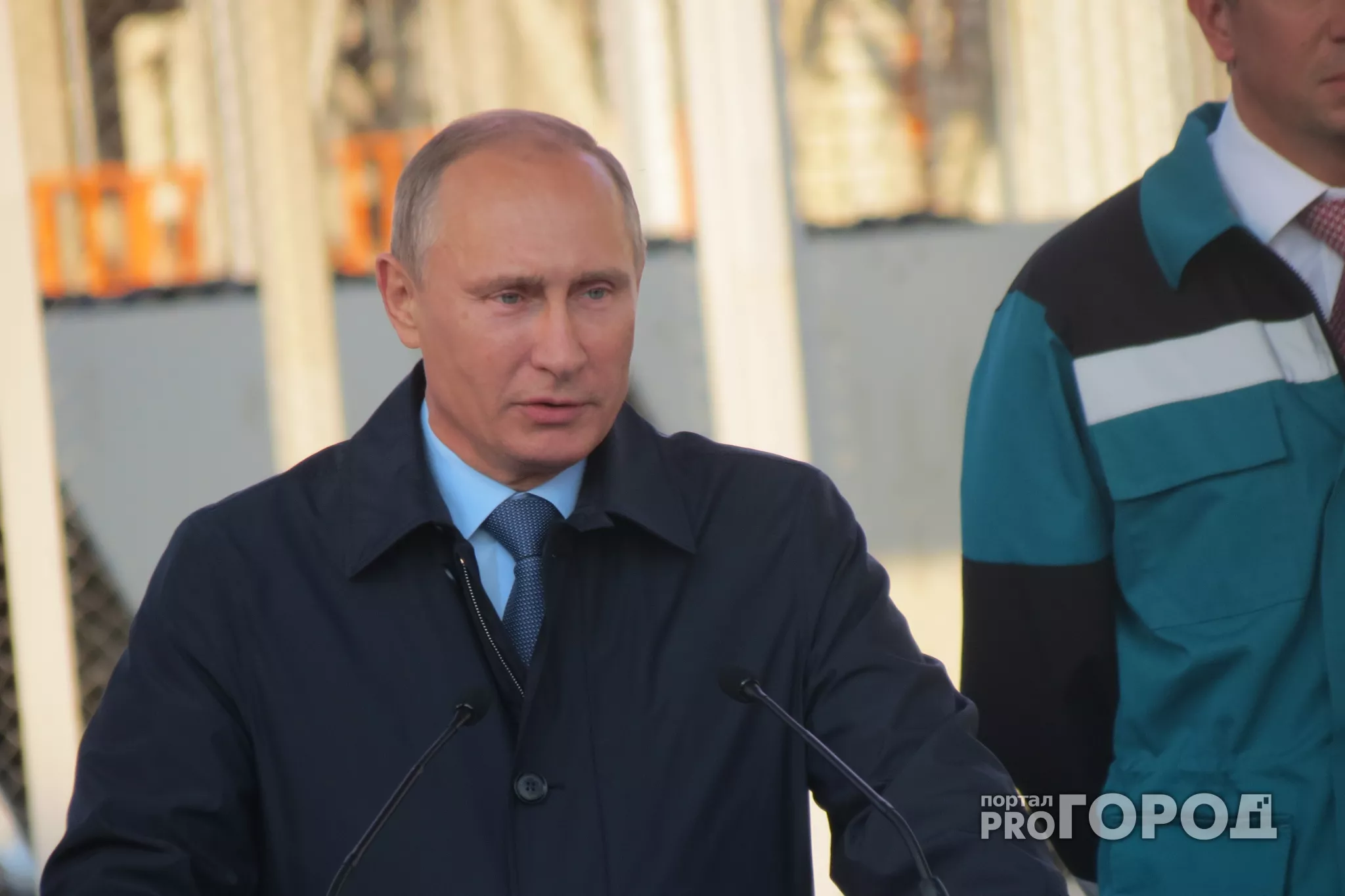 Фото к статье: Путин наградил пенсионерку из Чувашии медалью «За спасение погибавших»