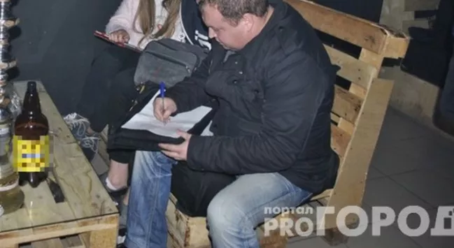 Фото к статье: В Чебоксарах в кальянные нагрянули с проверкой