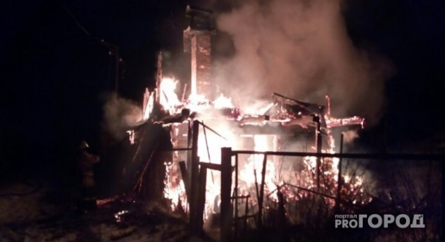В Чувашии сгорела квартира, баня и частный дом