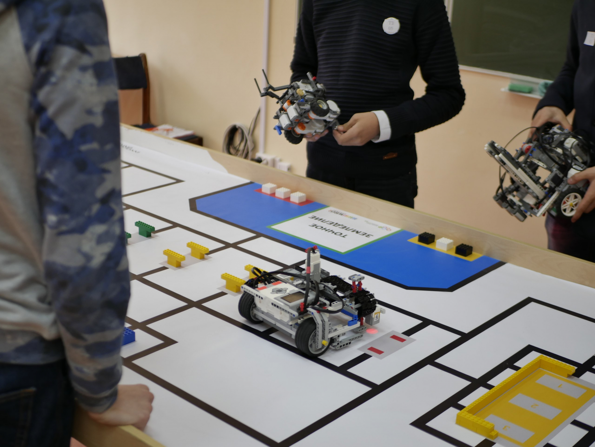 «Ростелеком» поддержал юных робототехников из Чувашии