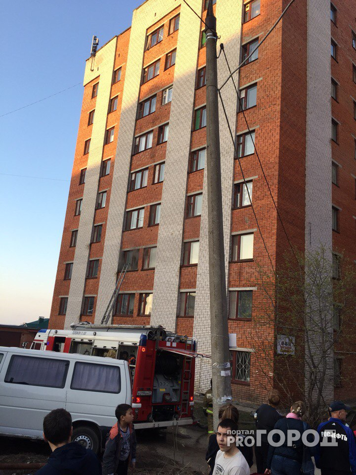 В Чебоксарах случился пожар в общежитии