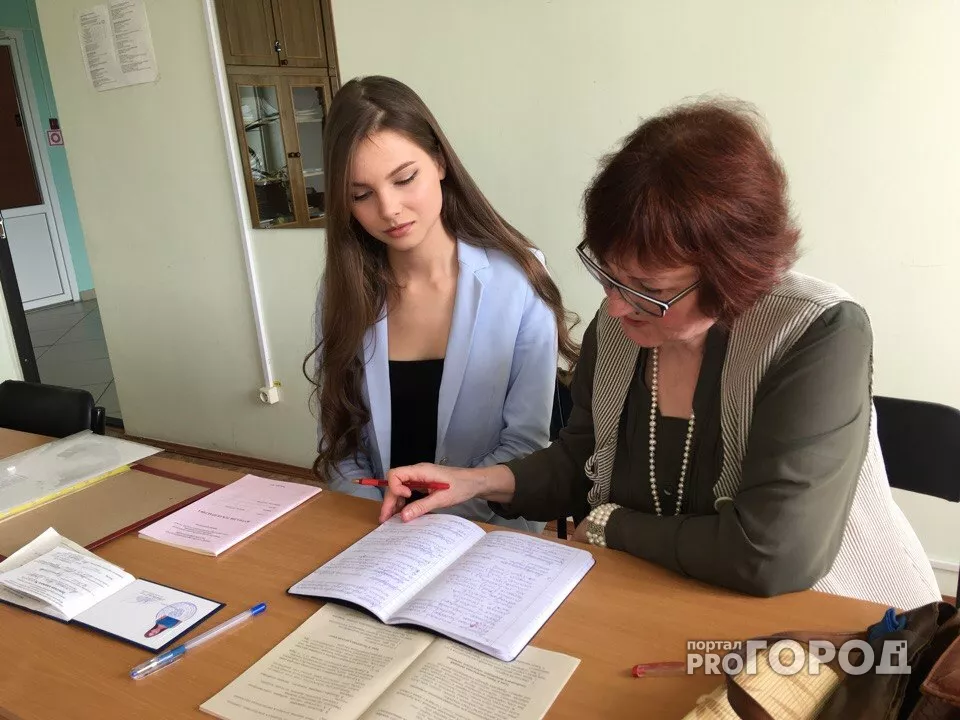 Фото к статье: В Чебоксарах «Мисс Россия» сдает сессию в ЧГУ перед переездом