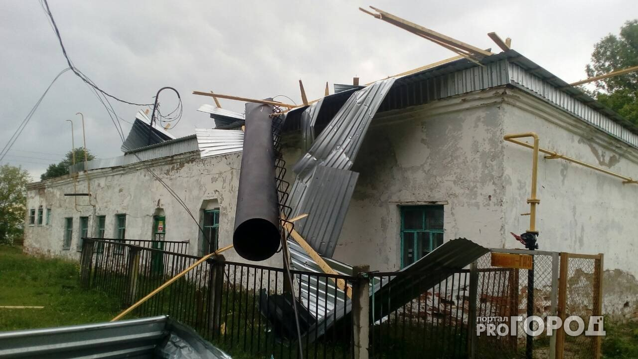 В Цивильском районе штормовой ветер повалил трубу котельной