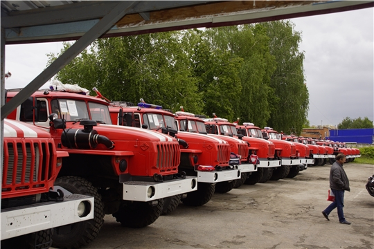 Чувашские села получат 16 новых пожарных автомобилей
