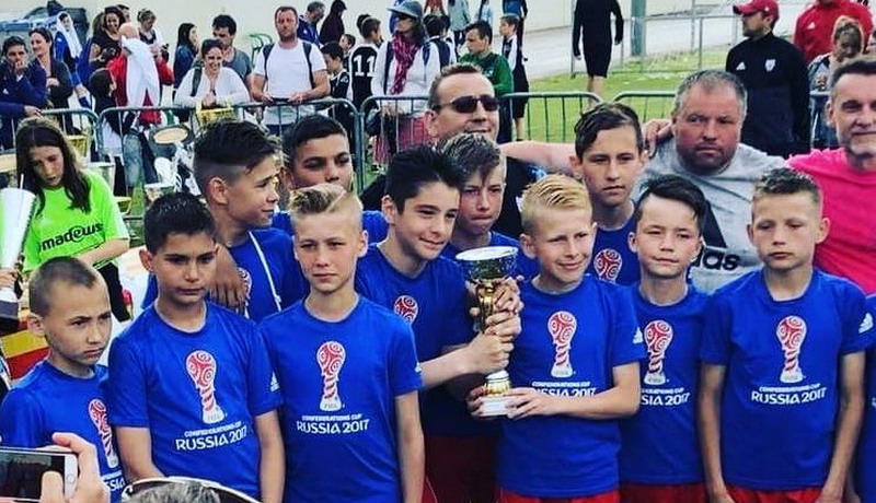 Шумерлинцы завоевали бронзу на футбольном турнире во Франции