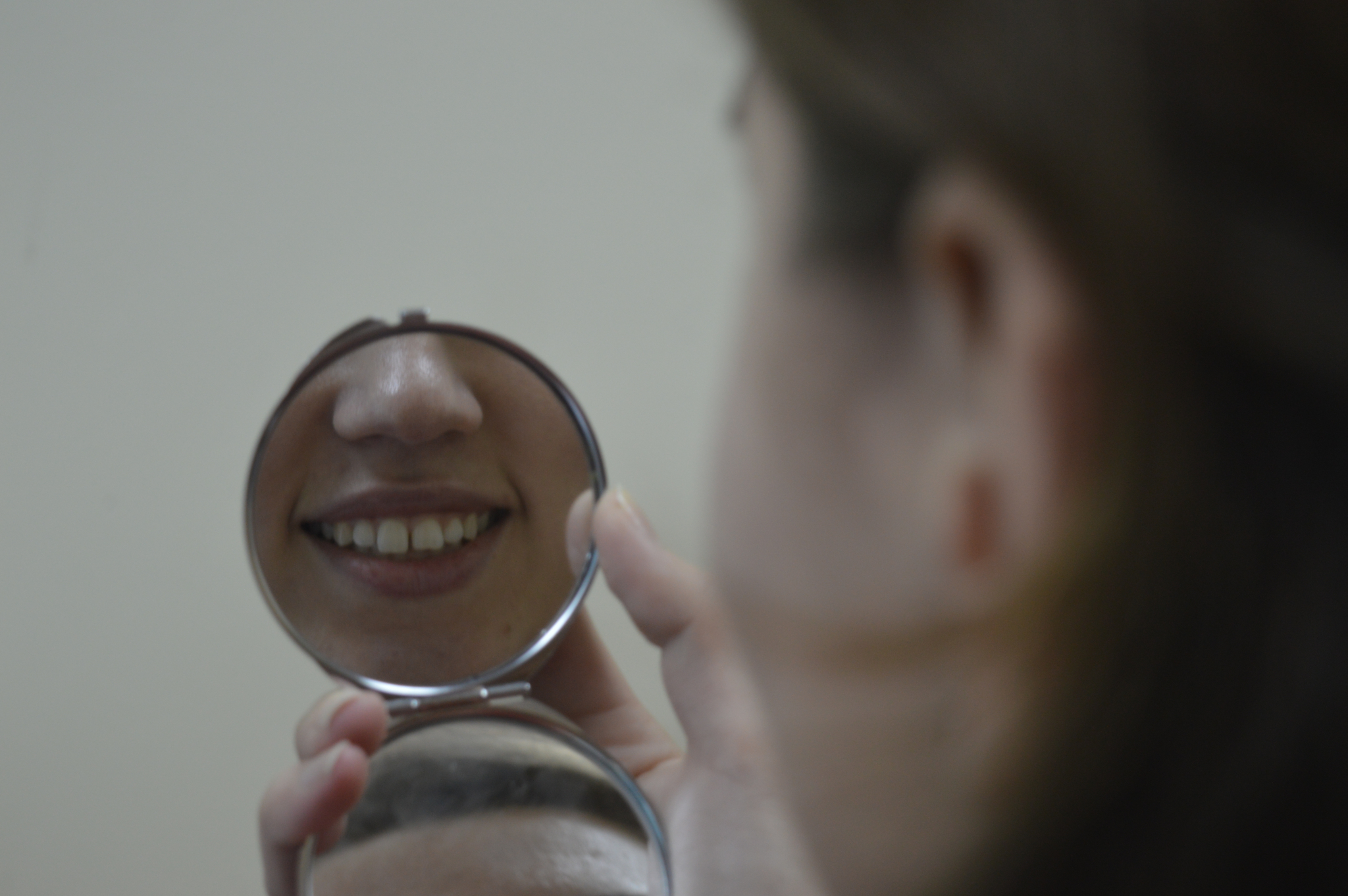 В стоматологии на Ярмарочной объявили скидки на чистку и лечение зубов