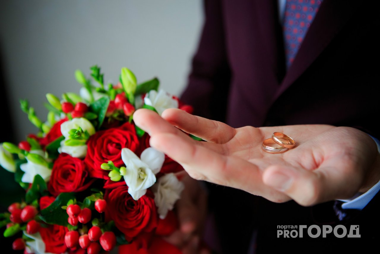 Жители Чувашии смогут бронировать дату бракосочетания за год