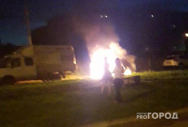 За ночь в Чувашии горели жилой дом и две машины