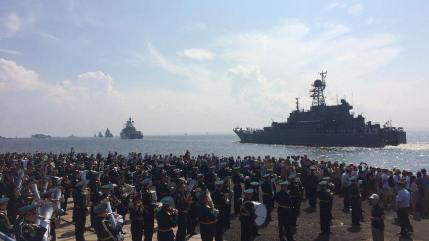 Ракетный катер «Чувашия» открыл репетицию парада ВМФ в Кронштадте