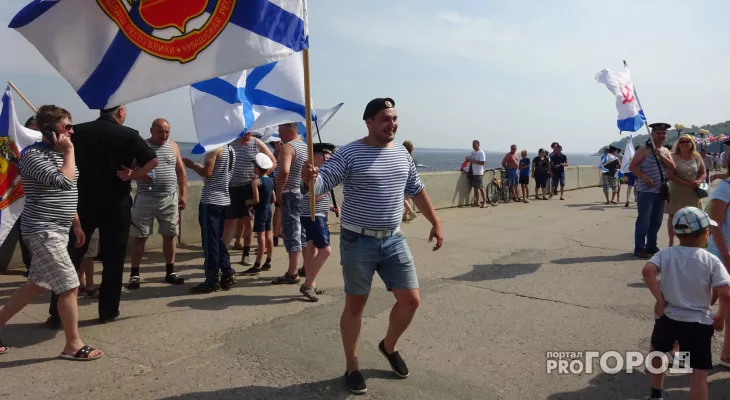 Фото к статье: Афиша выходного дня: День ВМФ, игра на гуслях, турнир по велоспорту