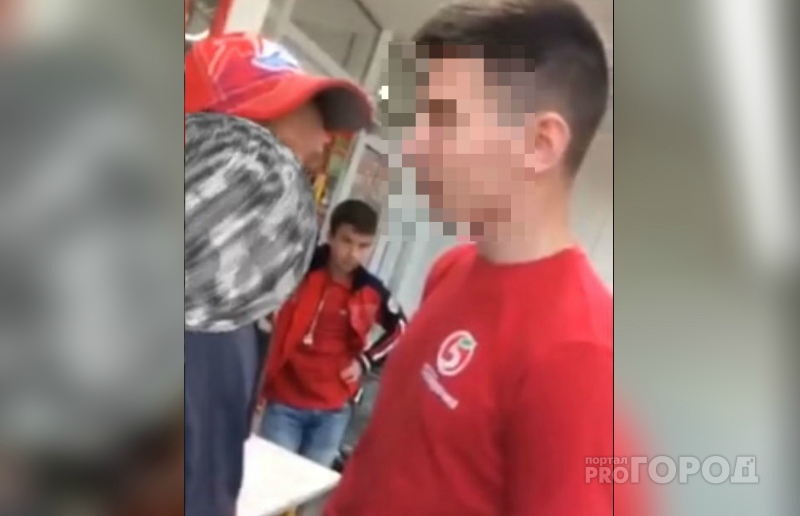 В Чебоксарах на видео попала разборка продавца «Пятерочки» с подростками