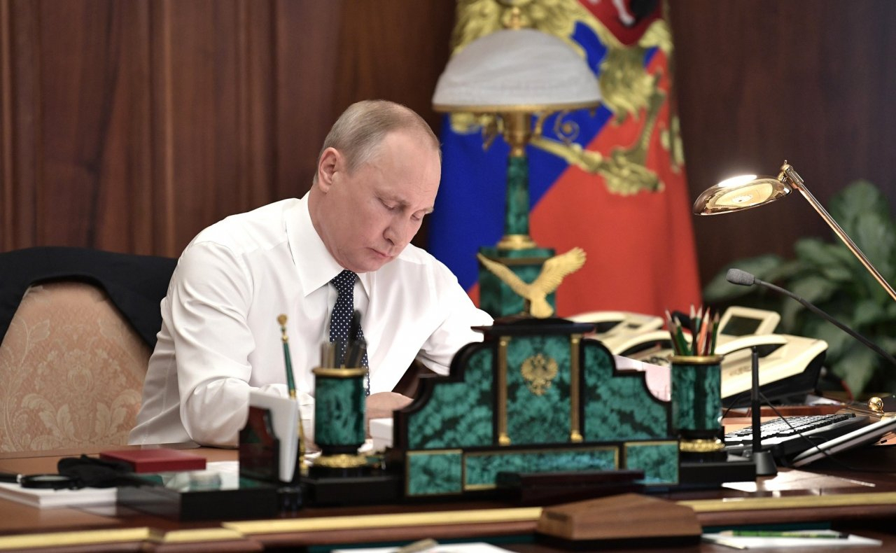 В Чувашии для исполнения указа Путина залезут в резервный фонд