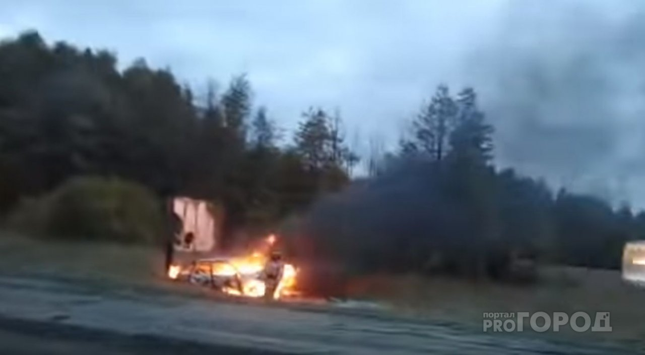 Появилось видео момента ДТП, в котором загорелся автомобиль
