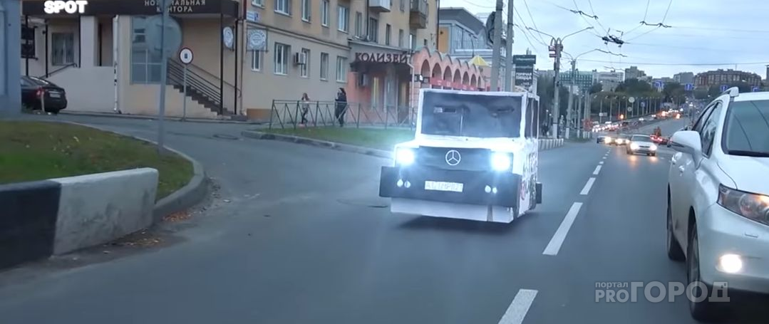 Бумажный Gelendwagen выехал на дороги Чебоксар во время съемок клипа