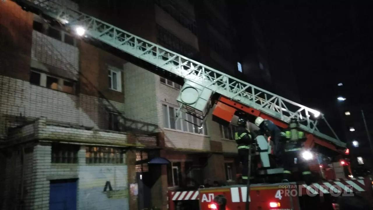 Фото к статье: В Чувашии сгорели квартира и два дома