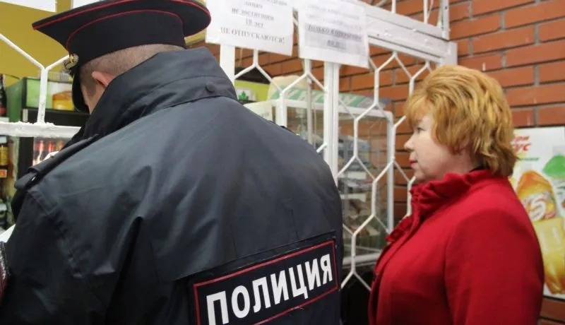 Фото к статье: В Новочебоксарске чиновники проверили «наливайки»