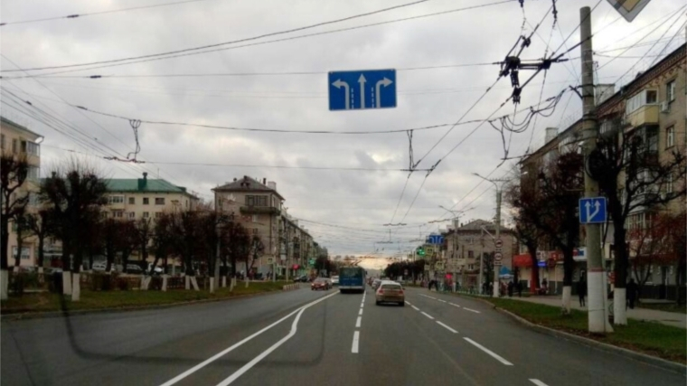 В Чебоксарах изменили разметку на перекрестке Гагарина и Ленина