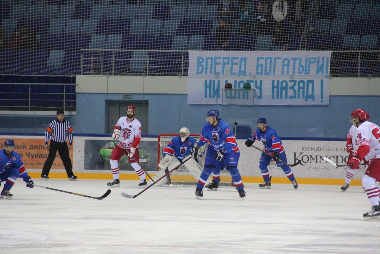 Хоккейная команда "Чебоксары" выиграла 7 матчей подряд
