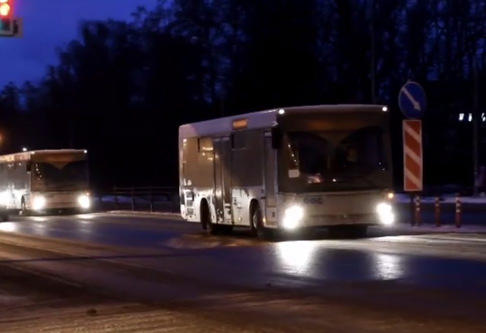 В Чебоксары продолжают прибывать новые автобусы