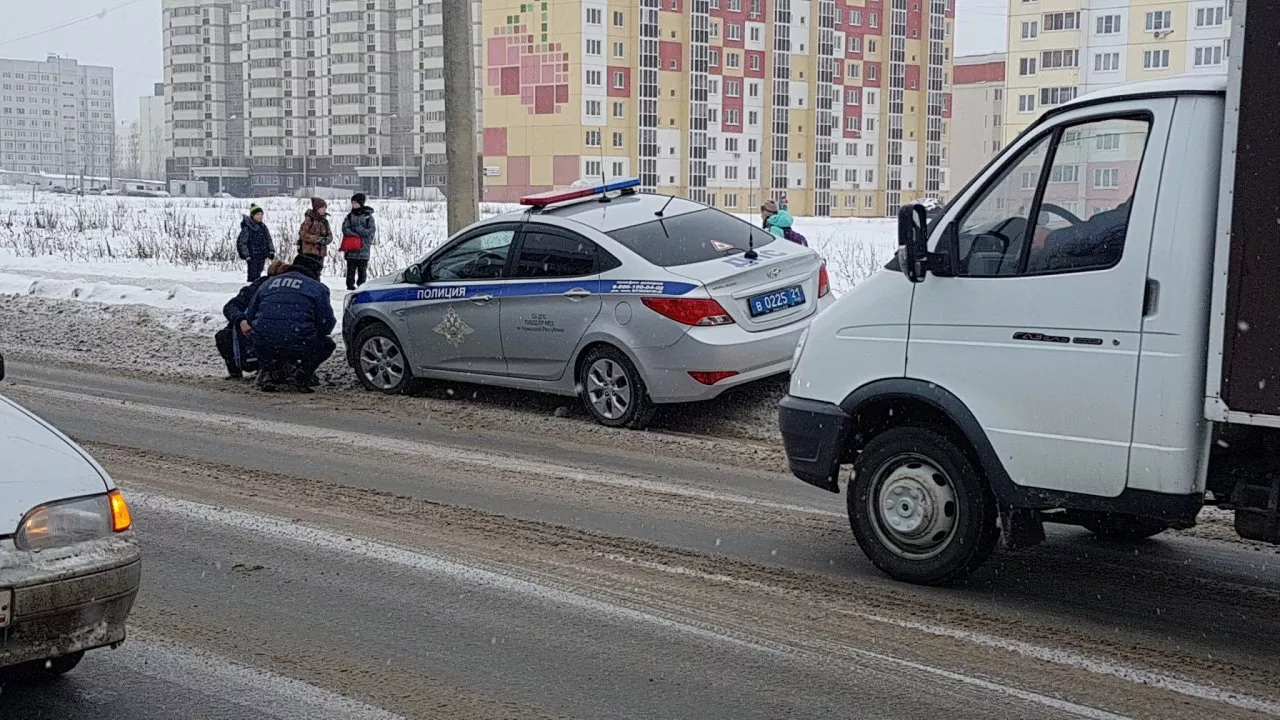 Фото к статье: МВД не подтвердило наезд автомобиля ДПС на школьника