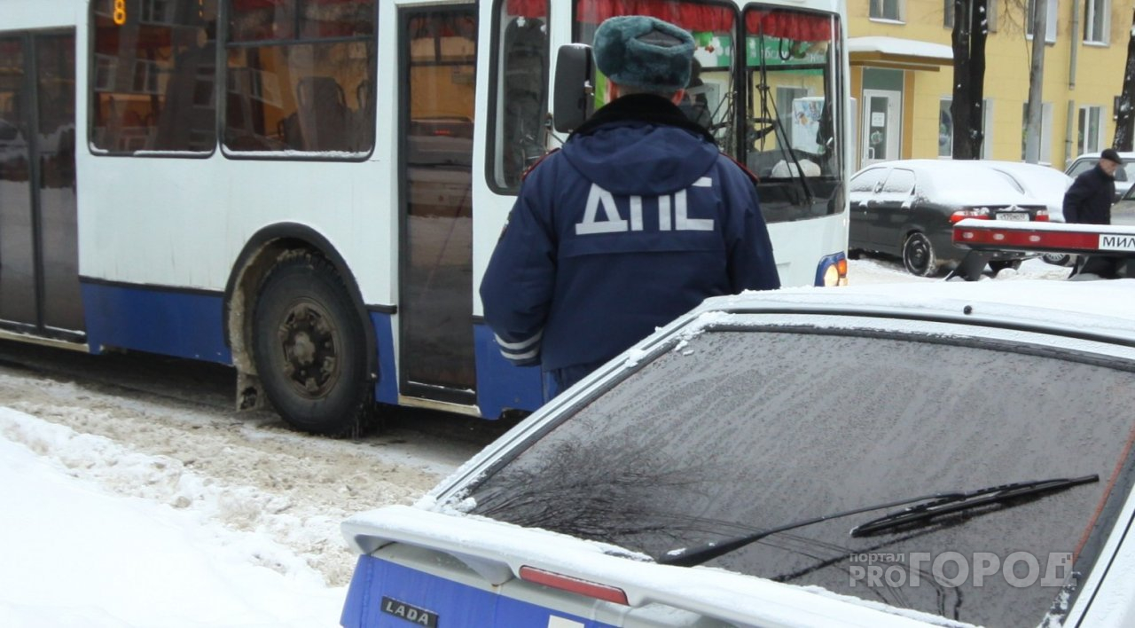 В Новочебоксарске полицейские помогли женщине, растерянно стоявшей на улице