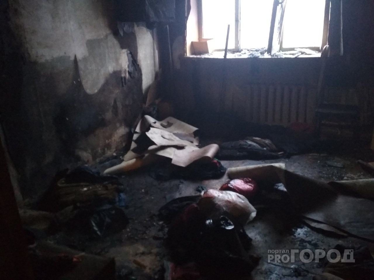 В Чебоксарах в многоквартирном доме при пожаре погиб мужчина