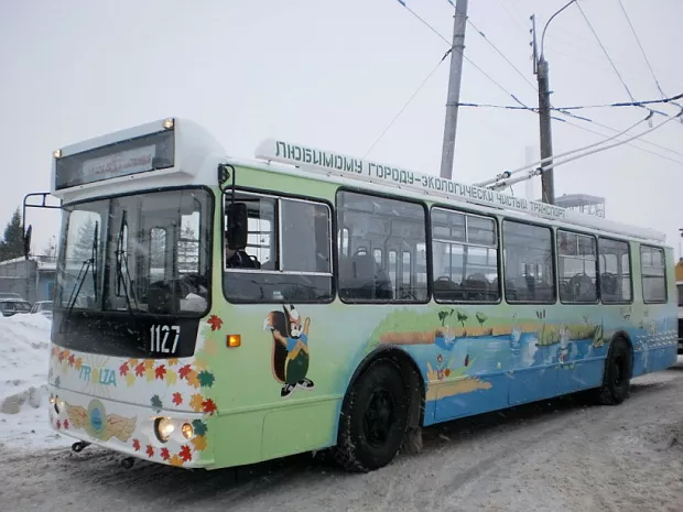 Фото к статье: В Новочебоксарске в новогоднюю ночь продлили рейс одного из троллейбусов