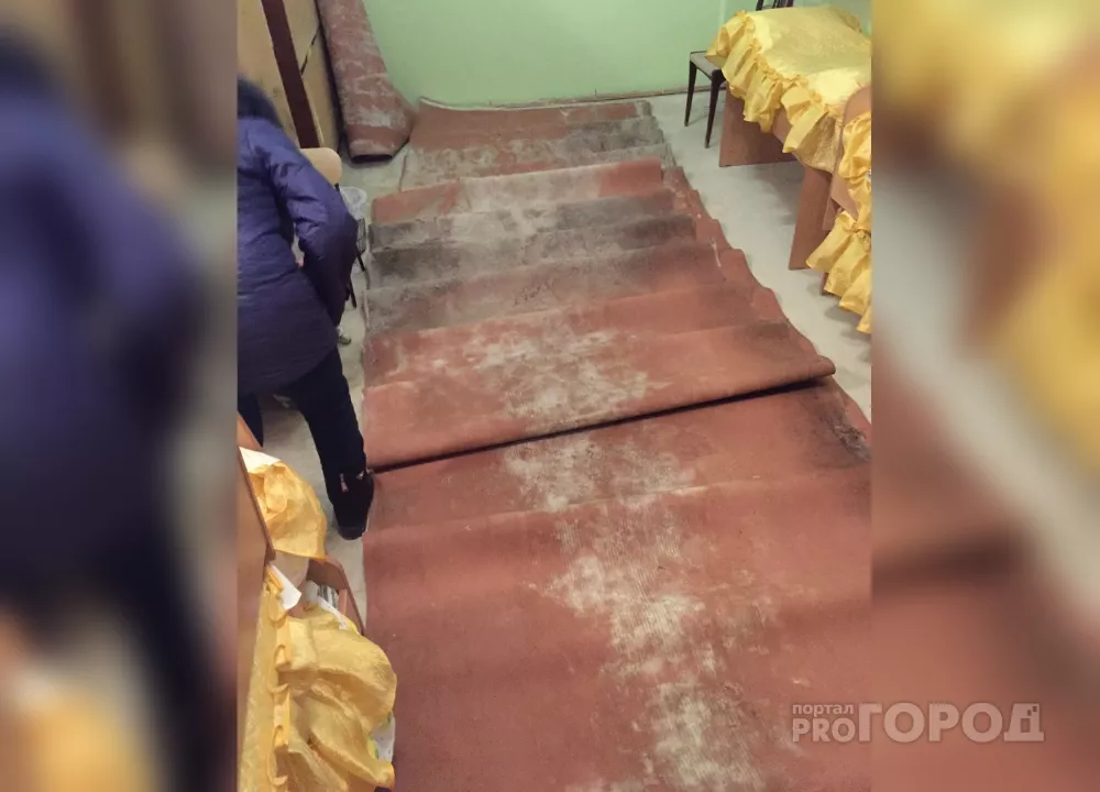 Фото к статье: В чебоксарском детском саду пол хотели заменить за счет родителей