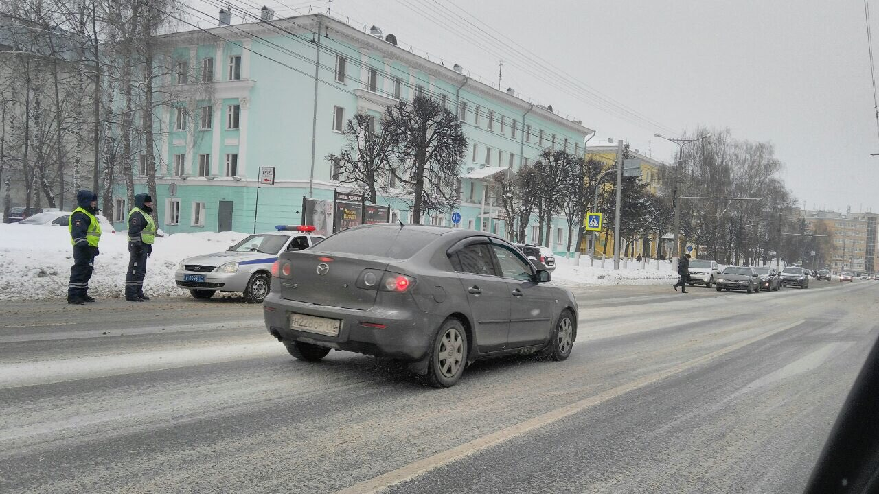 Ладыков призвал отказаться от автомобилей на время снегопадов