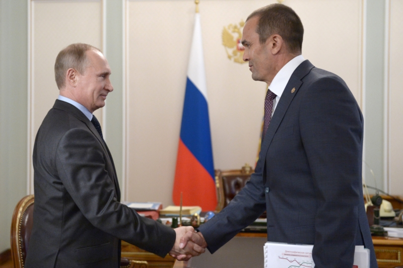 Игнатьев уехал в Москву на форум с участием Путина