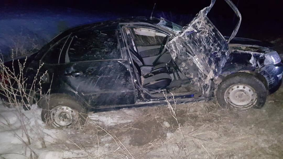 В Чувашии в результате двойного опрокидывания автомобиля пострадал водитель