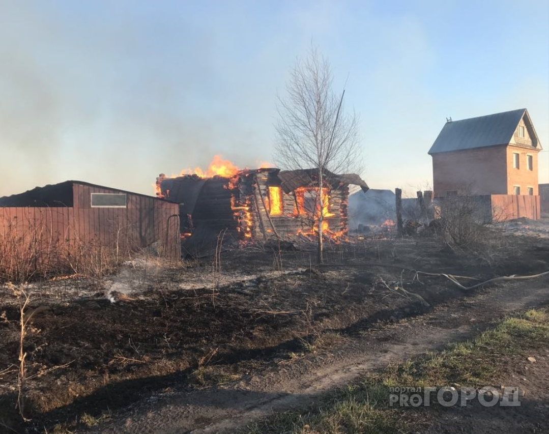 В Канашском районе сгорели 6 домов из-за поджога травы