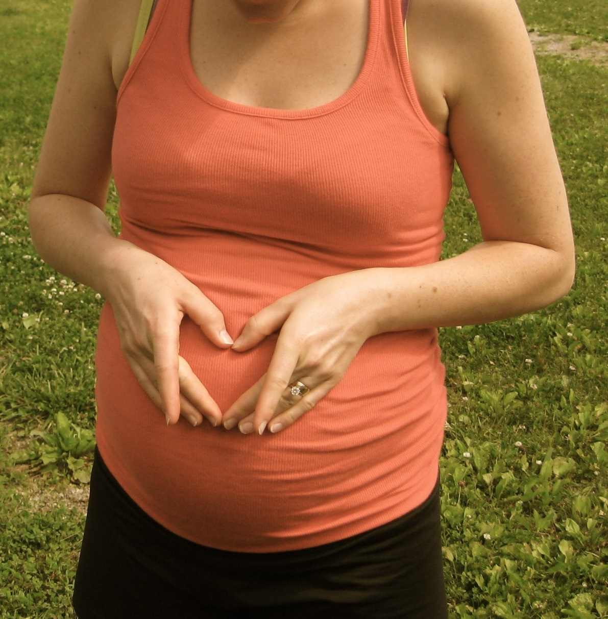 В Чувашии подростки стали чаще звонить на телефон доверия по вопросам беременности